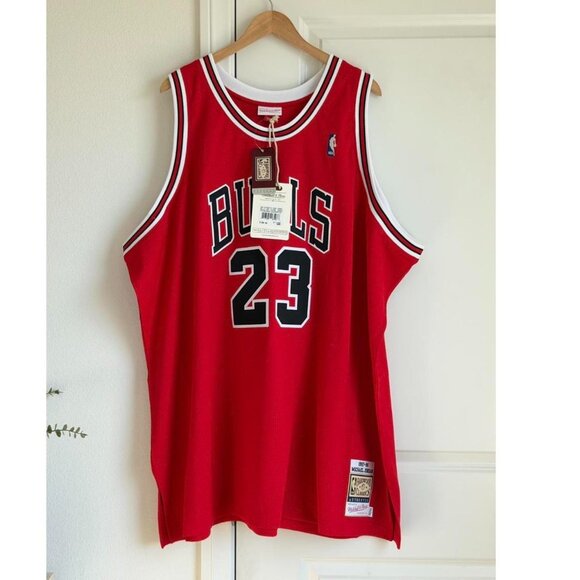 Mitchell & Ness NBA Authentic Road Jersey Bulls 1997 Michael Jordan, Size 5XL - Picture 2 of 6